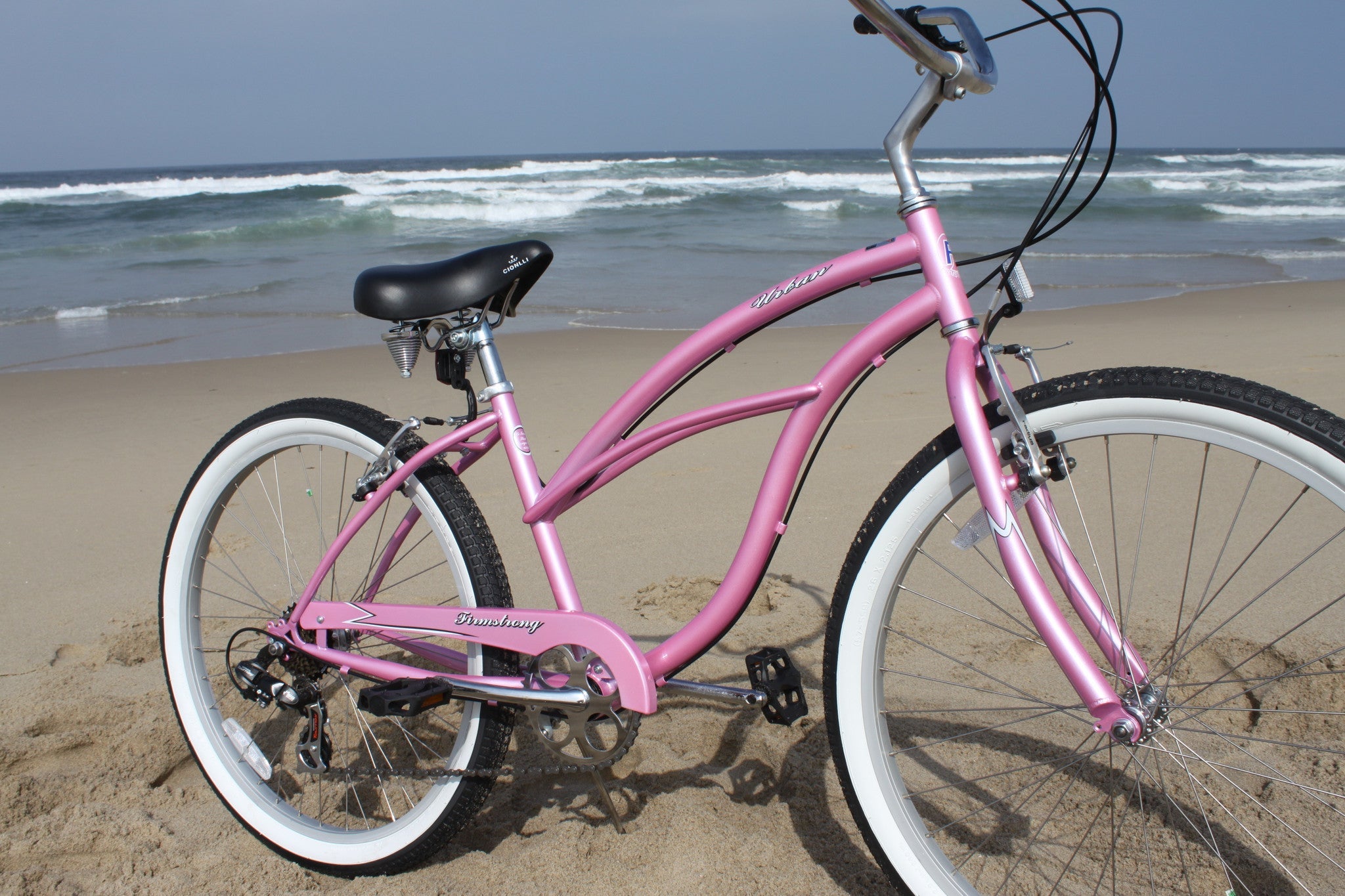 Firmstrong Urban Lady 7 Speed - Women's 26" Beach Cruiser Bike